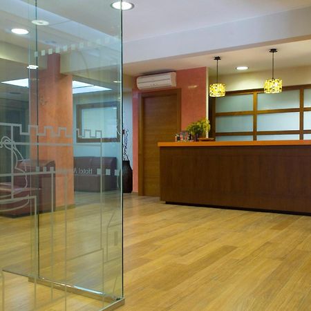 Hotel Avenida ريكينا المظهر الخارجي الصورة